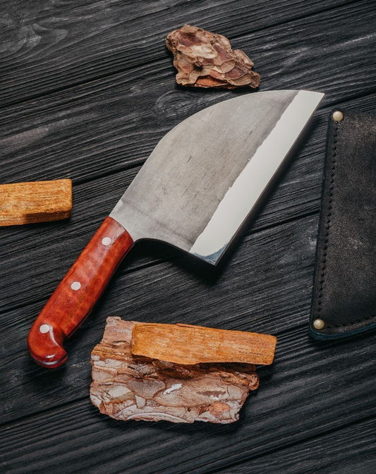 Cuchillo Serbio