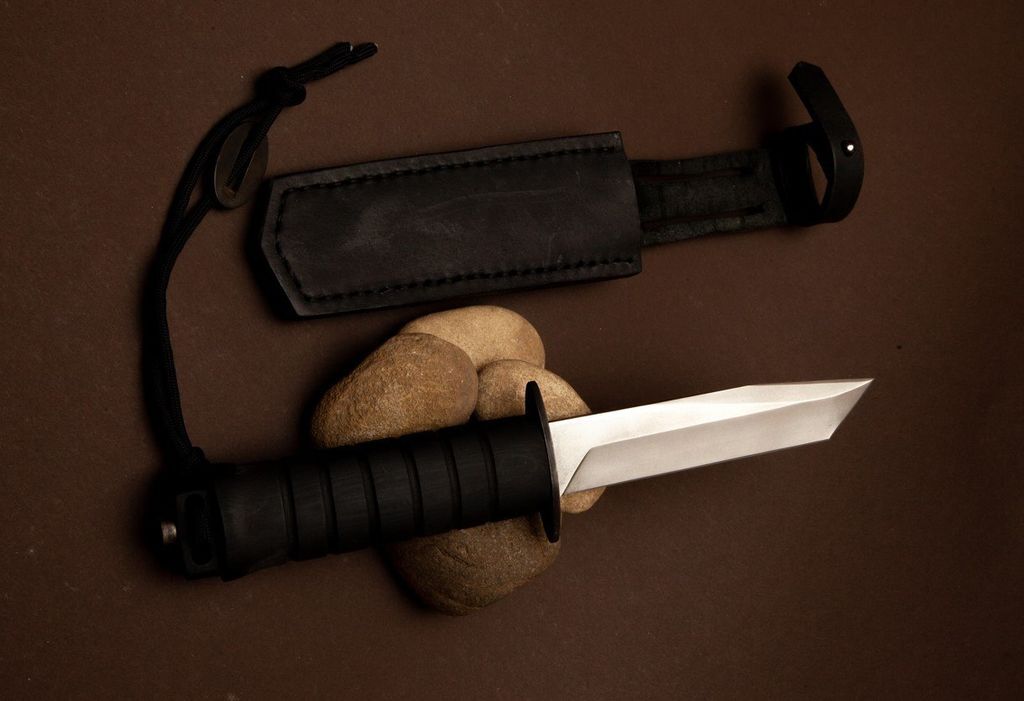 Cuchillo Tifón