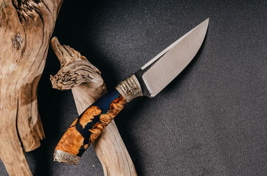 Cuchillo N690 amarillo y azul