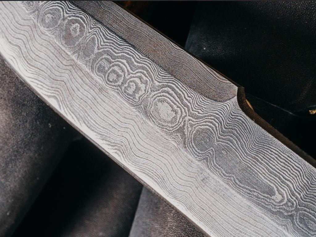 Cuchillo Escudo